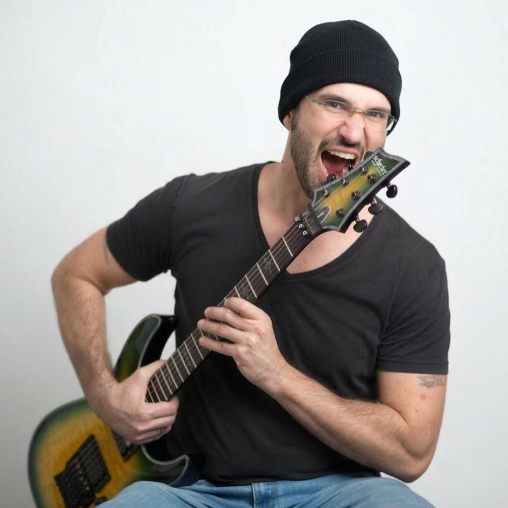 Elad Regev - Guitar Lessons Geek